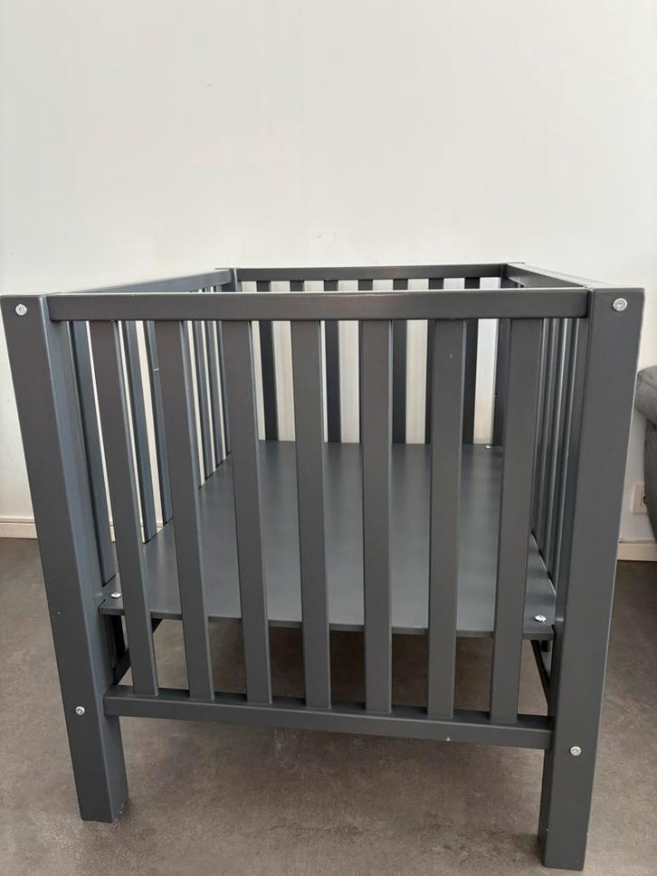 Babybox / park met matras, Kinderen en Baby's, Babyparken, Gebruikt, Vierkant, In hoogte verstelbaar, Ophalen