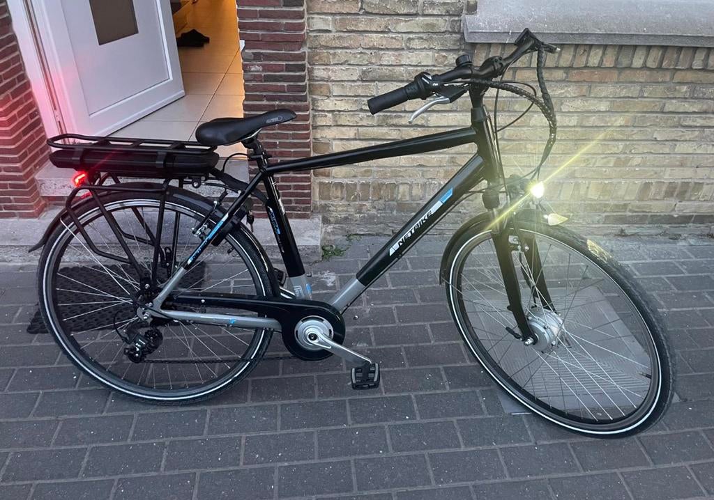 Electrische fiets, Fietsen en Brommers, Elektrische fietsen, Ophalen, Zo goed als nieuw, 50 km per accu of meer, Overige merken