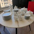 Eetservies 12 personen in wit porselein Bavaria germany, Antiek en Kunst, Antiek | Servies compleet, Ophalen