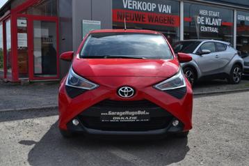 TOYOTA AYGO X PLAY 1.0 VVTI + GARANTI