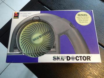 Skipdoctor (verpakking is stuk) beschikbaar voor biedingen