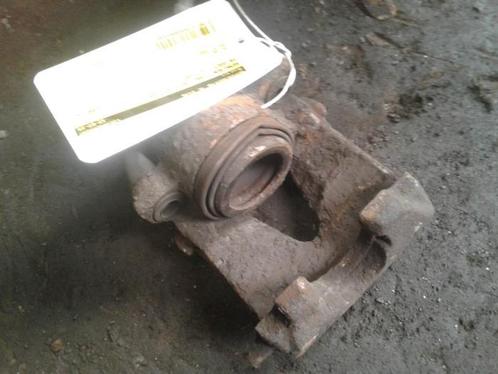 Remklauw (Tang) rechts-voor van een Volkswagen Golf, Auto-onderdelen, Remmen en Aandrijving, Volkswagen, Gebruikt, 3 maanden garantie