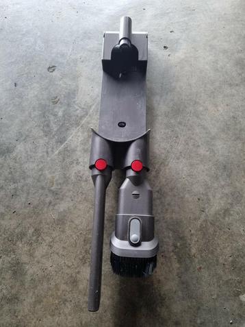 DYSON V8, Electroménager, Aspirateurs, Enlèvement, Comme neuf