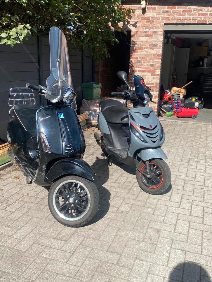 Vespa sprint 50cc, Fietsen en Brommers, Scooters | Vespa, Gebruikt, Overige modellen, Klasse A (25 km/u), Benzine, Ophalen of Verzenden