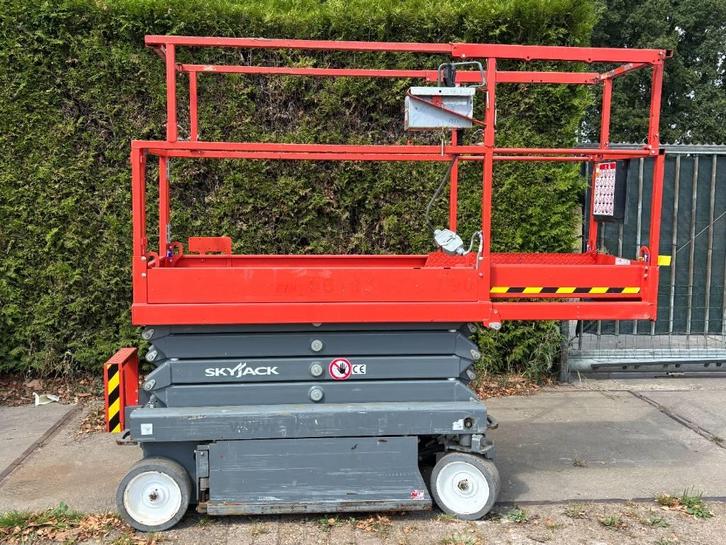 Skyjack SJ III3219 schaarhoogwerker 8m skyjack hoogwerker, Zakelijke goederen, Machines en Bouw | Liften, Steigers en Ladders