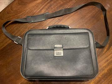 Lancel aktetas beschikbaar voor biedingen