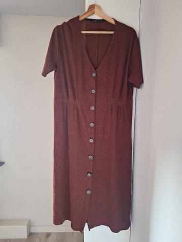 Robe, marron, Pull&Bear, taille L, Taille 42/44 (L), Enlèvement ou Envoi, Brun, Longueur genou