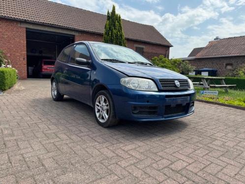 Fiat Punto 1.25 benzine * 177000km * Euro4, Auto's, Fiat, Bedrijf, Te koop, Punto, Benzine, Euro 4, Stadsauto, 3 deurs, Handgeschakeld