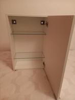 Jolie armoire de salle de bain Ikea 64cmx40cmx19cm, Ophalen of Verzenden, Gebruikt