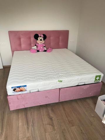 Bed kinderen-meisjes, Enlèvement ou Envoi, Comme neuf, Matelas