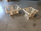 2 rieten tafels met glazen blad, Huis en Inrichting, Tafels | Salontafels, Ophalen, Gebruikt, Vierkant