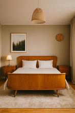 Vintage Scandinavische 50/60 slaapkamer — bed + 2 nachtkastj, Ophalen, Zo goed als nieuw