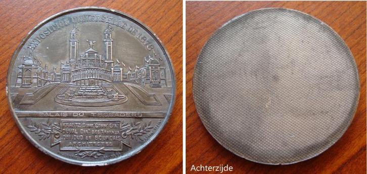 Tinnen gedenkmedaille Expo Parijs Palais de Trocadero 1878, Postzegels en Munten, Penningen en Medailles, Overige materialen, Verzenden