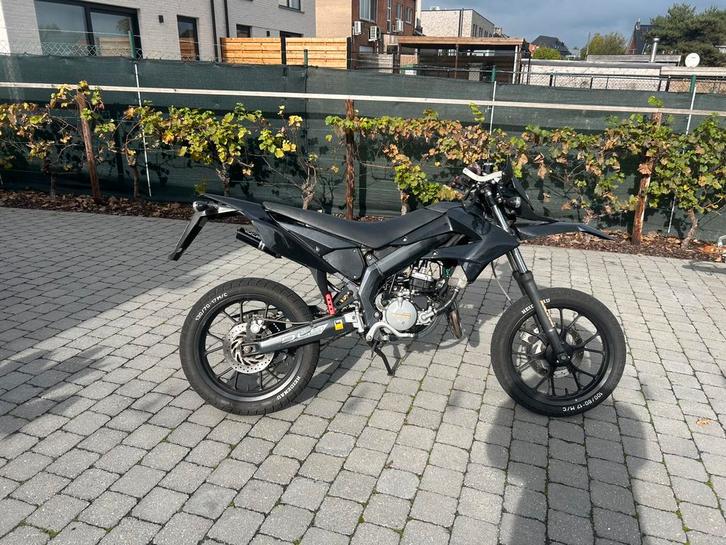 Derbi senda xtreme drd, Fietsen en Brommers, Brommers | Derbi, Zo goed als nieuw, Klasse B (45 km/u), Ophalen