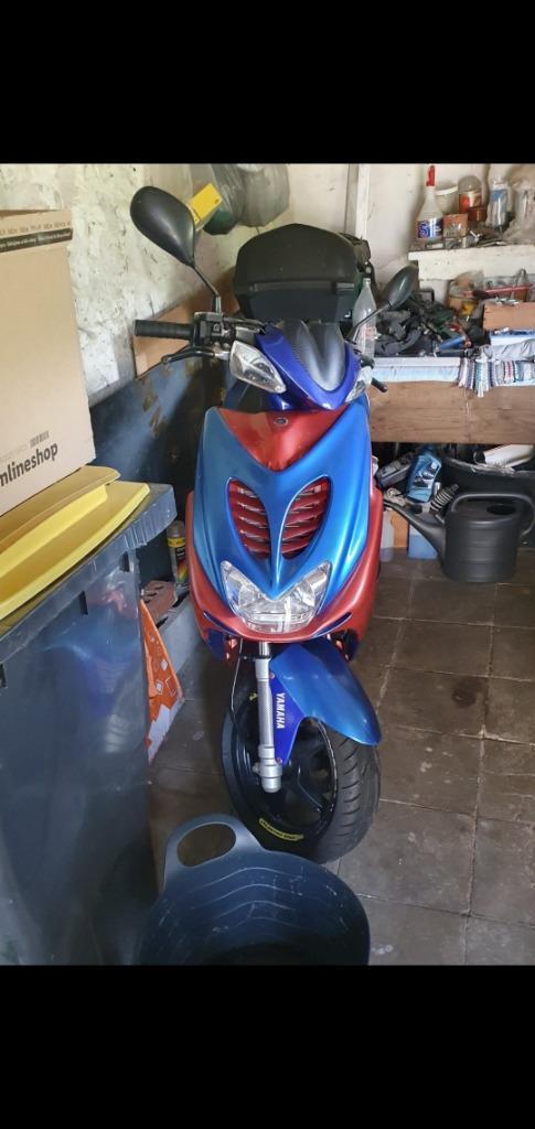 Yamaha Aerox Rossi, Fietsen en Brommers, Scooters | Yamaha, Gebruikt, Aerox, Klasse A (25 km/u), Ophalen