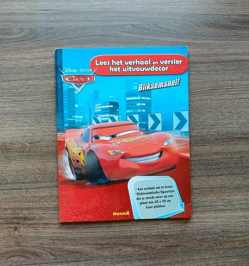 Boek - Cars - Bliksemsnel! - Uitvouwdecor - Kids - €2, Livres, Livres pour enfants | Jeunesse | Moins de 10 ans, Utilisé, Fiction général