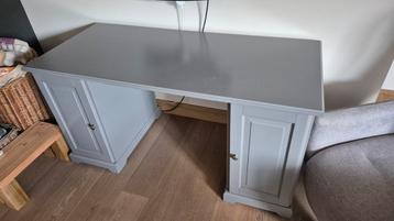 Ikea bureau liatorp 145x65 cm beschikbaar voor biedingen