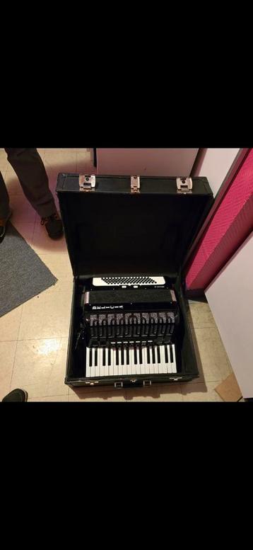 Accordéon clavier utilisé Delicia, Musique & Instruments, Accordéons, Enlèvement ou Envoi, Comme neuf, Accordéon à touches, Delicia
