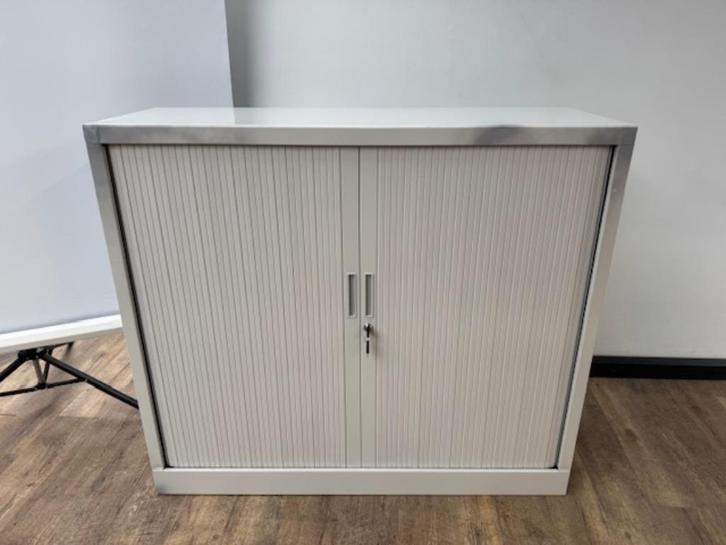 Roldeurkast licht grijs 105x120x43 transportschade, Huis en Inrichting, Woonaccessoires | Paraplubakken, Ophalen of Verzenden