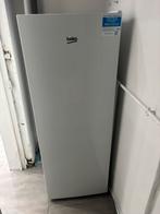 Beko koelkast, Elektronische apparatuur, Ophalen, Zo goed als nieuw