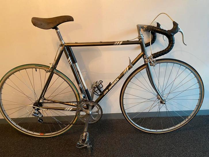 Volledig originele stalen racefiets Jan Janssen 55 cm, Fietsen en Brommers, Fietsen | Racefietsen, Zo goed als nieuw, Ophalen of Verzenden