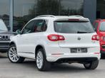 Vw Tiguan 2.0TDI 140ch R-Line int-ext  2010   218.000km, Auto's, Euro 5, Zwart, 4 cilinders, Wit