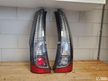 Mitsubishi Grandis 2004 - 2009 achterlicht links rechts €175