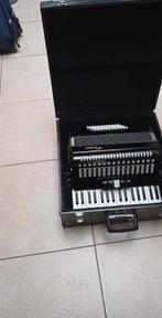 Accordéon FAME avec étui, Musique & Instruments, Accordéons, 32 basses, Comme neuf, Autres marques, Avec valise