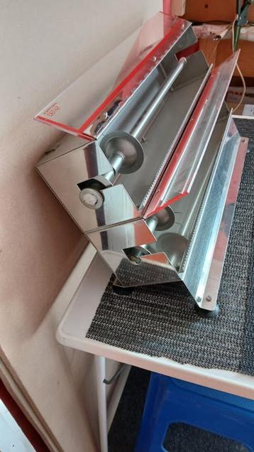 grote metalen dispenser voor folie/ enkel of dubbel model beschikbaar voor biedingen