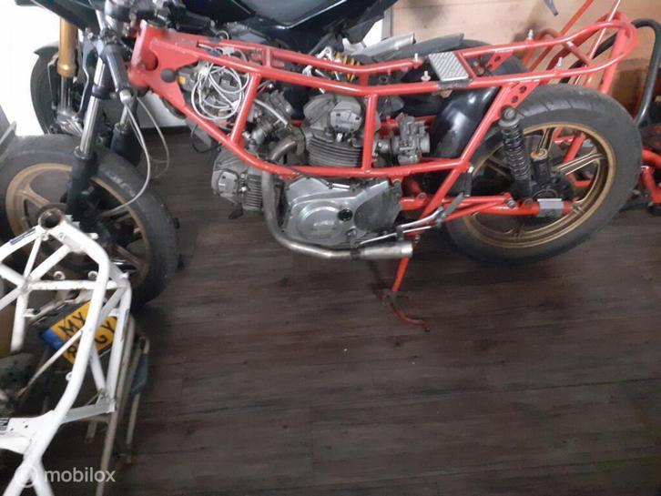 Motorblok frame met kenteken wielen tank zit Pantah 600, Motos, Pièces | Ducati, Utilisé, Enlèvement ou Envoi