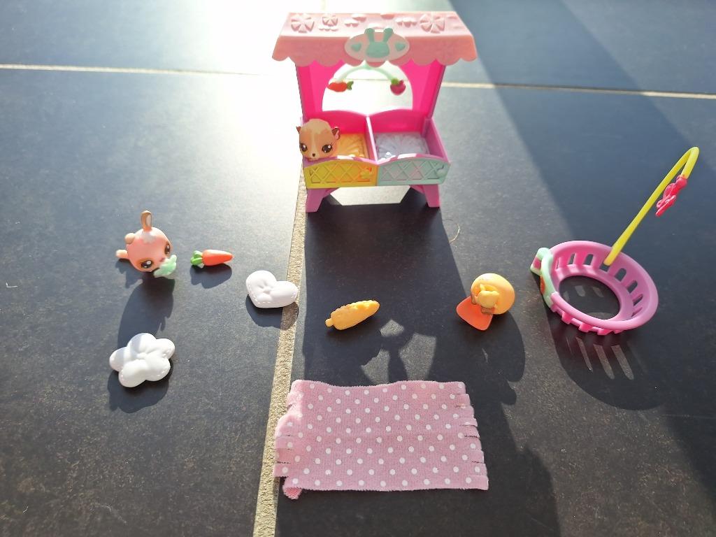 PET SHOP sets middelgroot, Enlèvement, Comme neuf