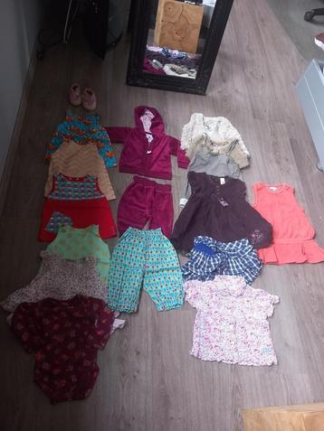 Bundel babykledij maat 50 tot 74 beschikbaar voor biedingen