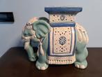Très beau éléphant porte plante en porcelaine, Enlèvement
