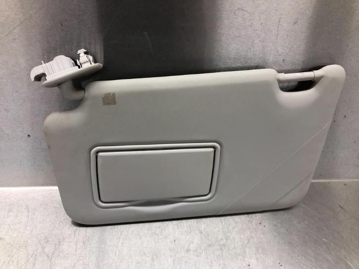 ZONNEKLEP Nissan Micra (K14) (01-2016/12-2024), Auto-onderdelen, Interieur en Bekleding, Nissan, Gebruikt