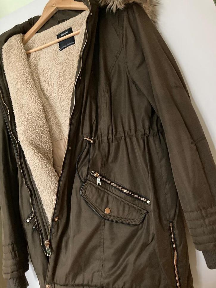 Winterjas ,nieuwstaat , maat 44!, Kleding | Dames, Jassen | Winter, Zo goed als nieuw, Maat 42/44 (L), Groen, Ophalen of Verzenden