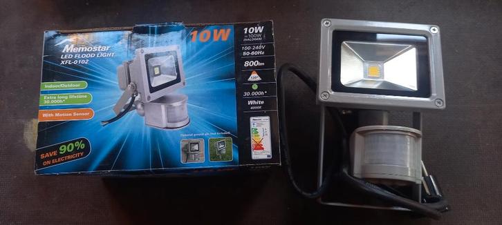 LED verstralers met sensor, Bricolage & Construction, Éclairage de chantier, Neuf, Lampe avec luminaire, Moins de 50 watts, Enlèvement