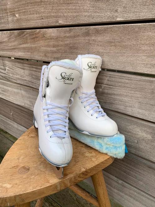 Kunstschaatsen - Soft skate by Jackson finesse 180, Sport en Fitness, Schaatsen, Zo goed als nieuw, Kunstschaatsen, Overige merken