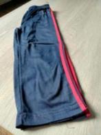 joggingsbroek 104, Ophalen