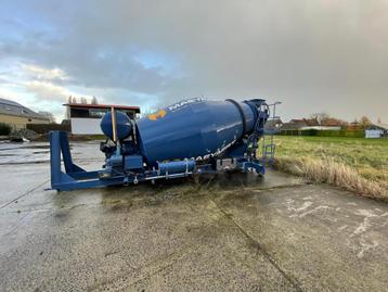 betonmixer op containerslede in prima staat 