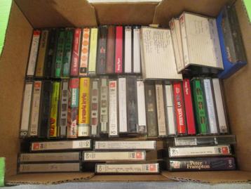 Mooie Partij van 55 Voorbespeelde Cassettebandjes beschikbaar voor biedingen