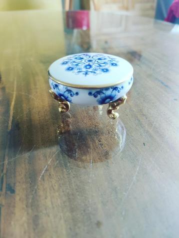 Vintage Limoges porseleinen sierpotje – handgeschilderd, gou beschikbaar voor biedingen