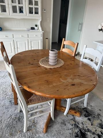 Vente en lot : table + 6 chaises