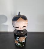 Prachtige gelakte Bobblehead Kokeshi, Antiek en Kunst, Verzenden