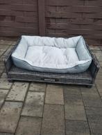 Mooie grote mand met kussen zie foto's, Ophalen, Zo goed als nieuw