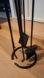 Haardstel in zwart smeedijzer, Huis en Inrichting, Ophalen of Verzenden, Zo goed als nieuw