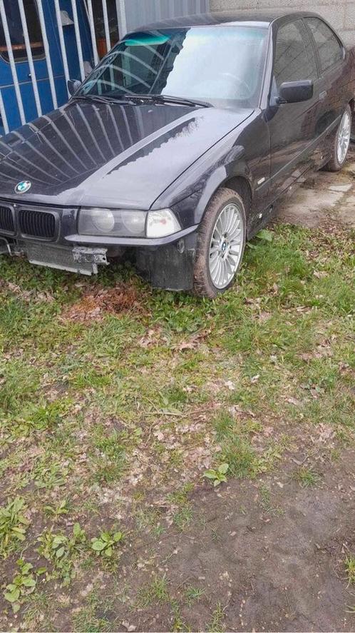 E36 compact project, Auto's, BMW, Particulier, Airbags, Airconditioning, Elektrische ramen, Lederen bekleding, Lichtmetalen velgen