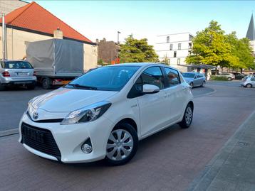 Toyota Yaris 1.5i VVT-i / Hybride / 2012 / 58000.km/Automaat beschikbaar voor biedingen