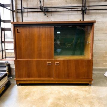 vintage barkast beschikbaar voor biedingen