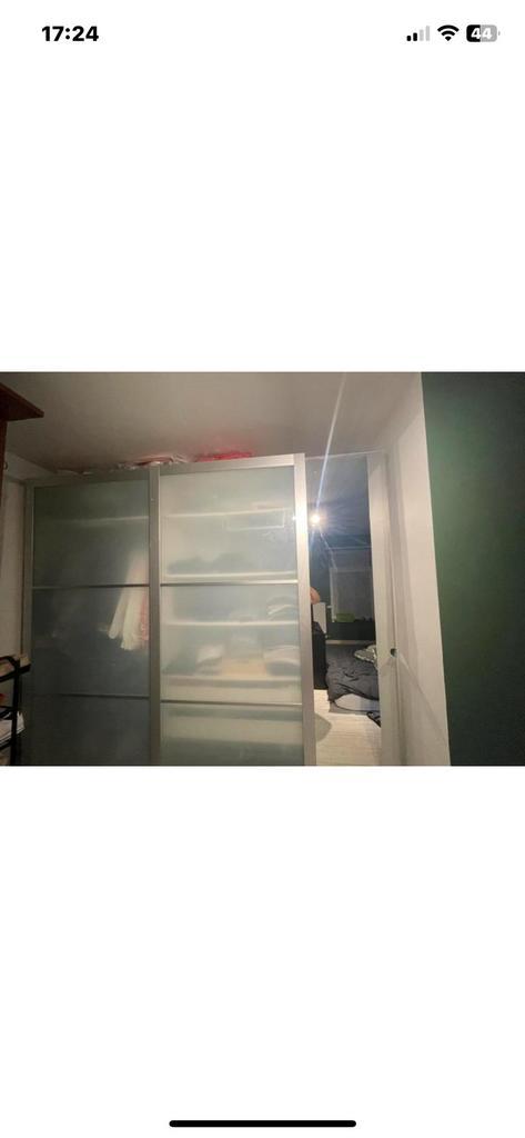 Garde robe avec glasse, Bricolage & Construction, Fenêtres & Moustiquaires, Comme neuf, Porte coulissante, Enlèvement