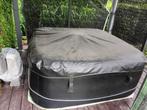 Netspa Caiman bubbelbad 4pers. Eventueel met nieuwe pergola, Ophalen, Zo goed als nieuw